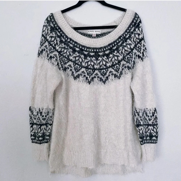 Fair Isle Sweater Ivory & black Fuzzy Eyelash Soft Winter Casual Size L - Picture 1 of 5